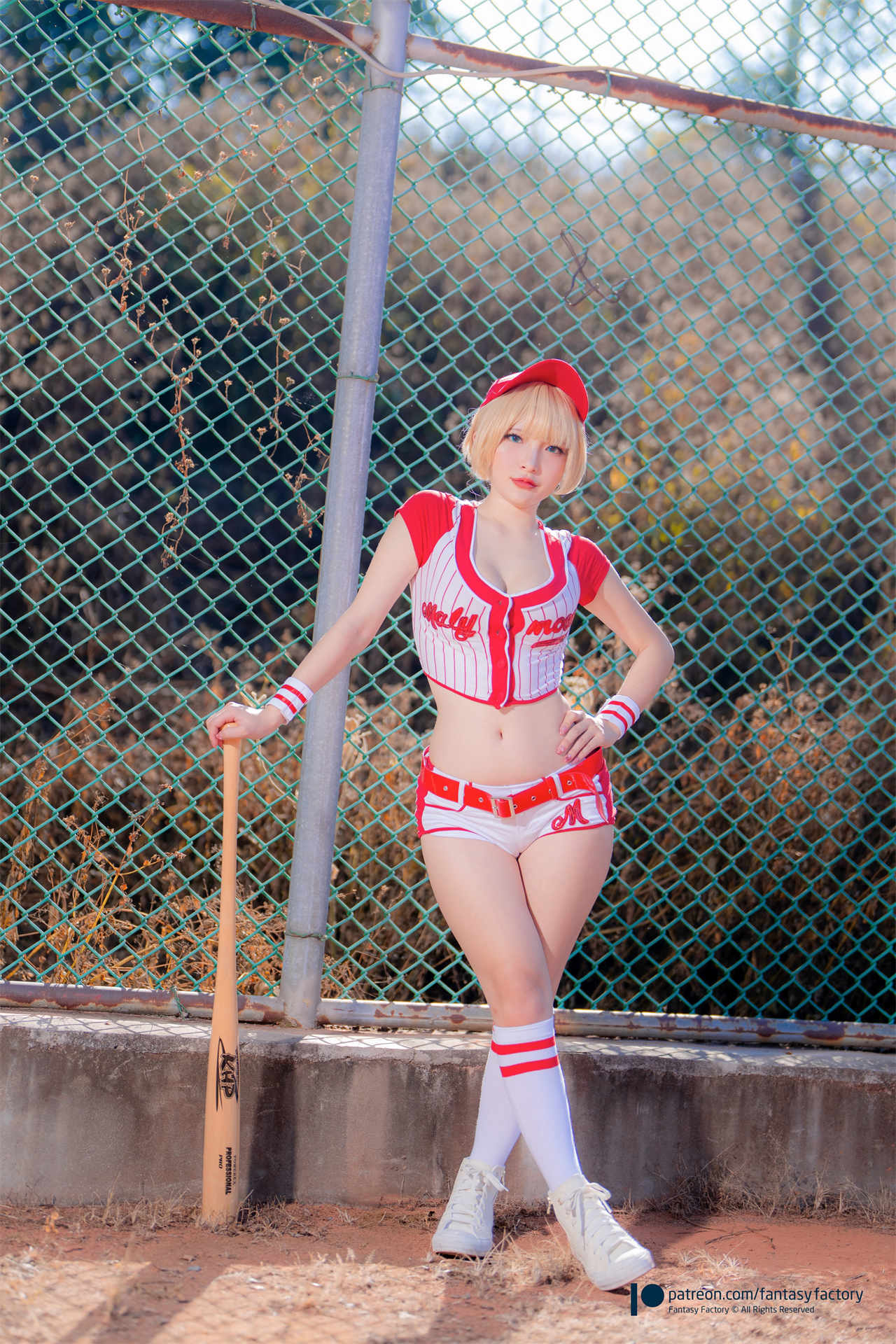 Fantasy-Factory-Patreon-Photobook-Leak-4kUp-092.jpg