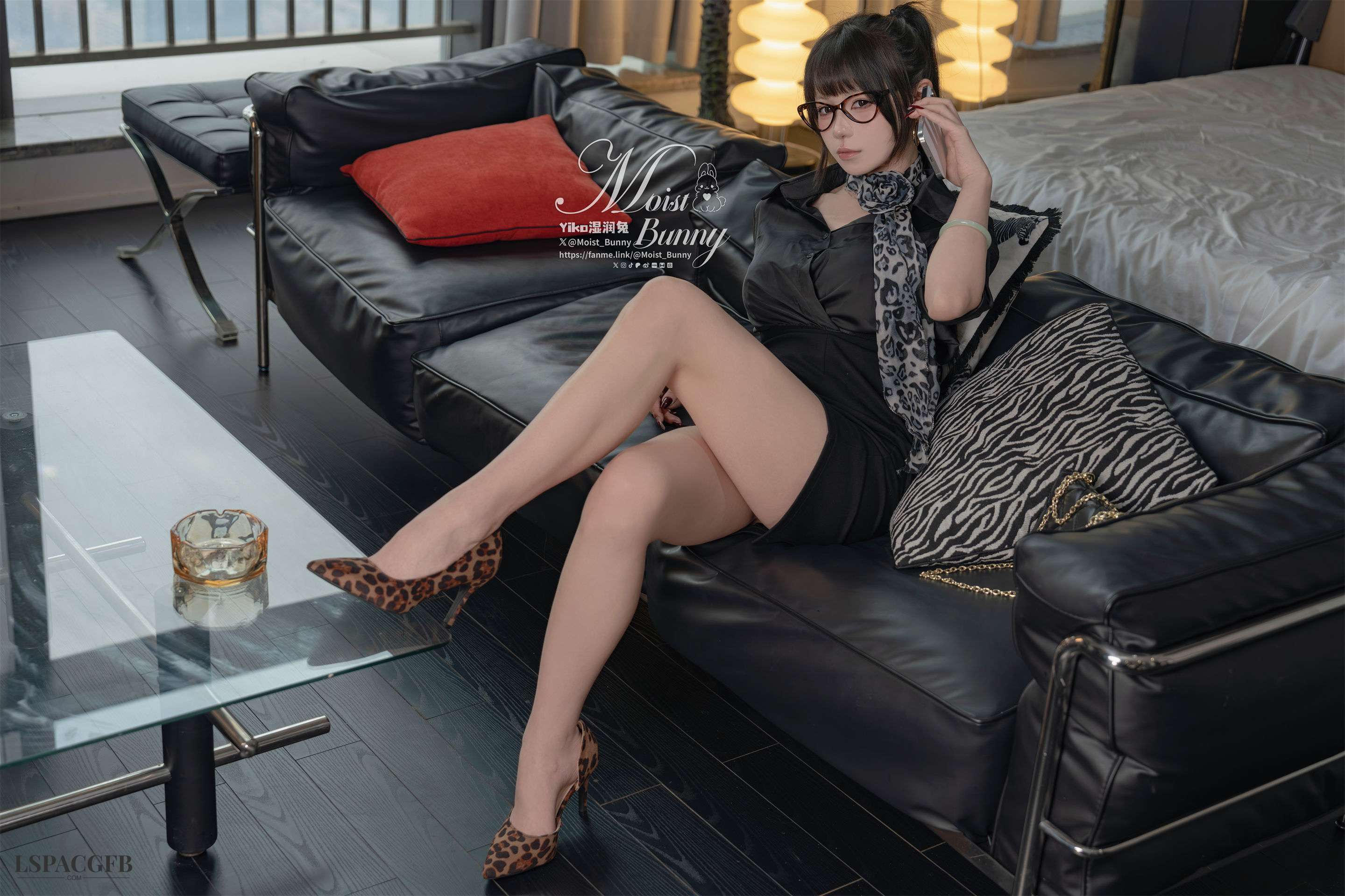 Yiko湿润兔『总裁攻略』-11.jpg