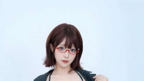 Bangni邦尼_女秘书_[67P-363MB]