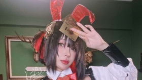 Umeko J Rouge Unluckky Rabbit NIKKE [71P+6V-1.65GB]