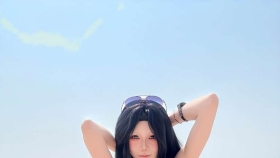 咬一口兔娘_2025泳装限定作『艳阳之下-梅登』_[75P-1.10GB]